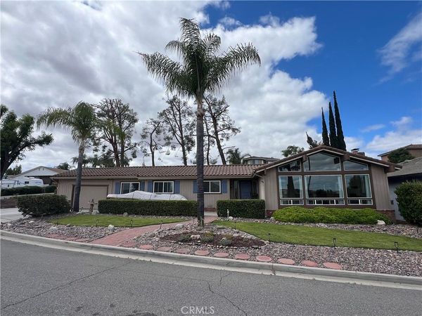 22781 Running Rabbit Court, Canyon Lake, CA 92587