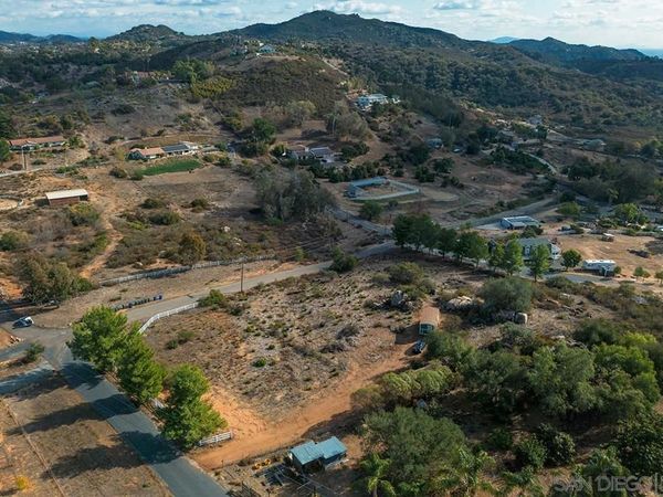 11541 Turner Heights Drive, Escondido, CA 92026