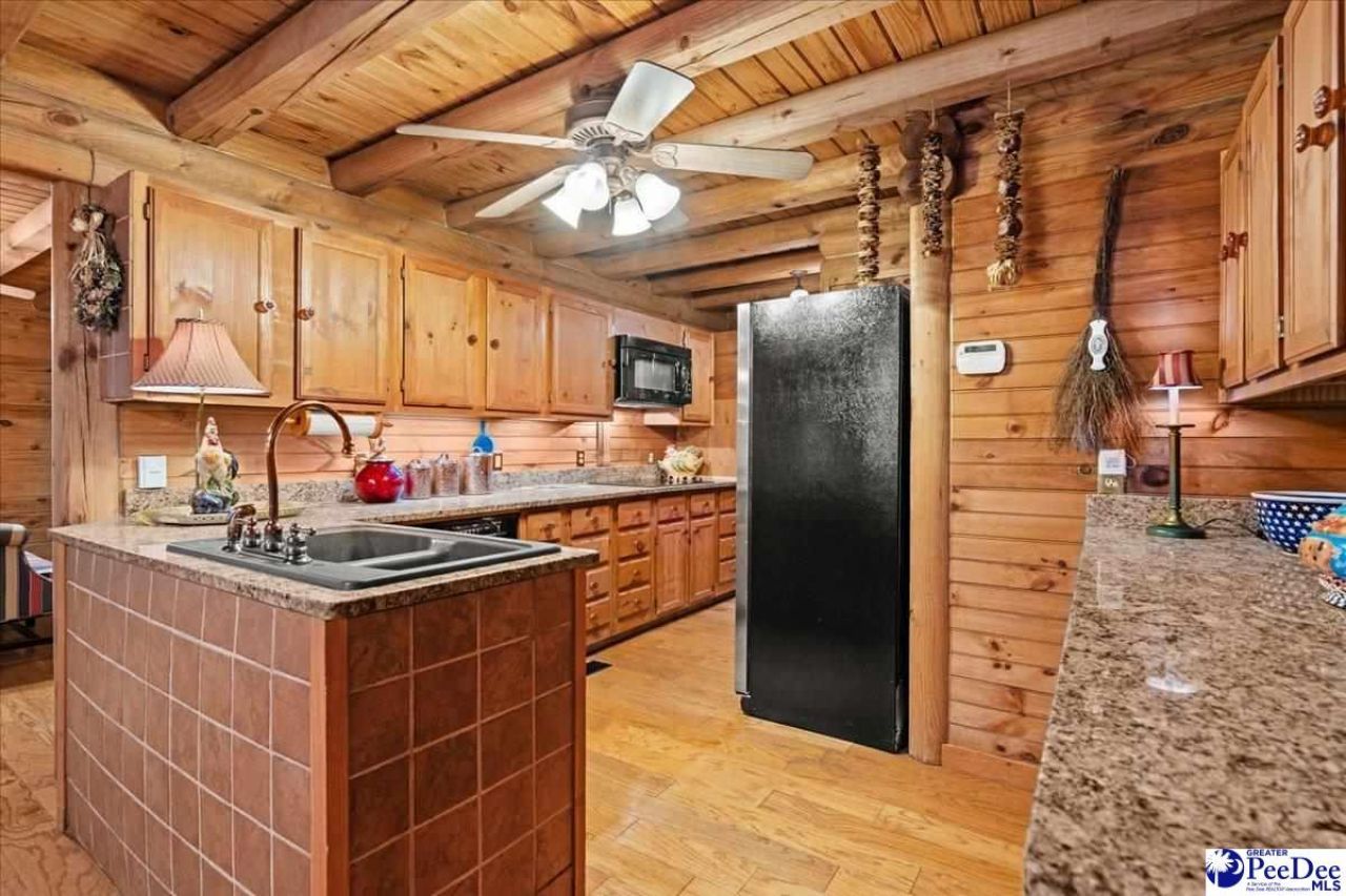 1804 Oakhill Court Photo 19