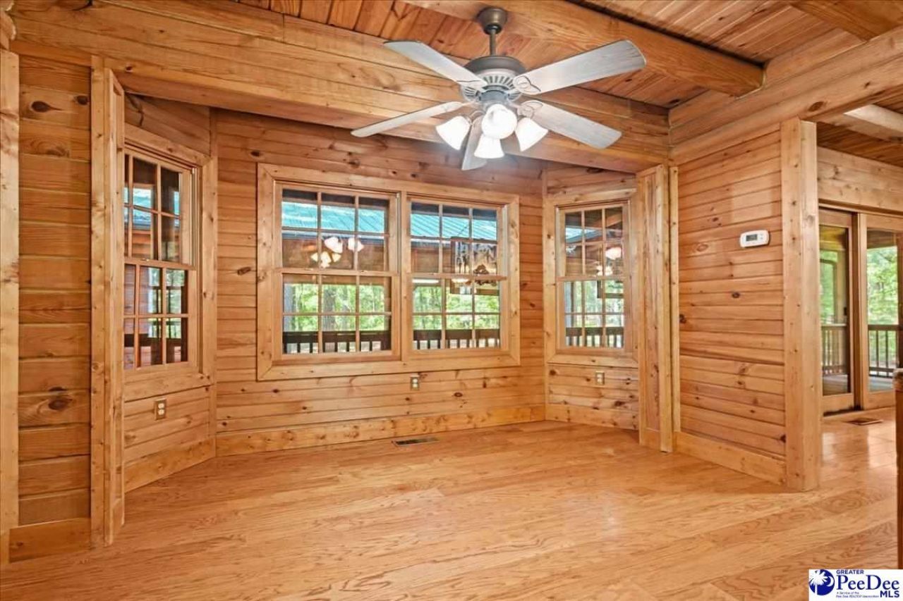 1804 Oakhill Court Photo 24