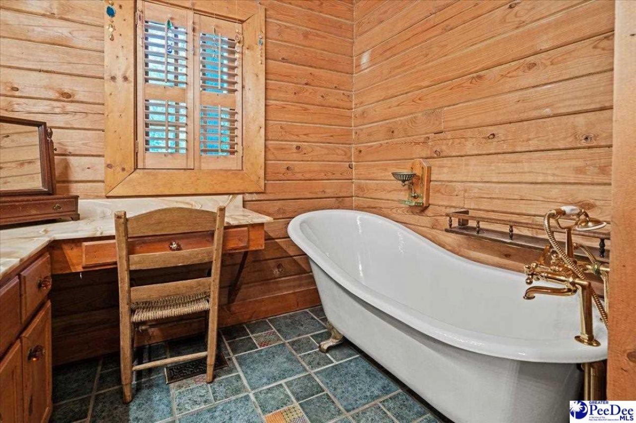1804 Oakhill Court Photo 33