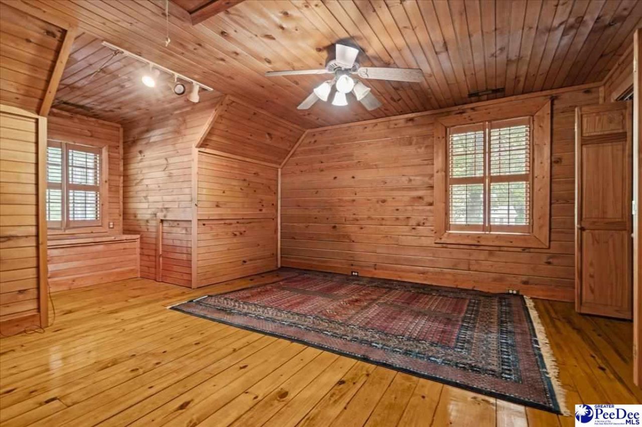 1804 Oakhill Court Photo 41