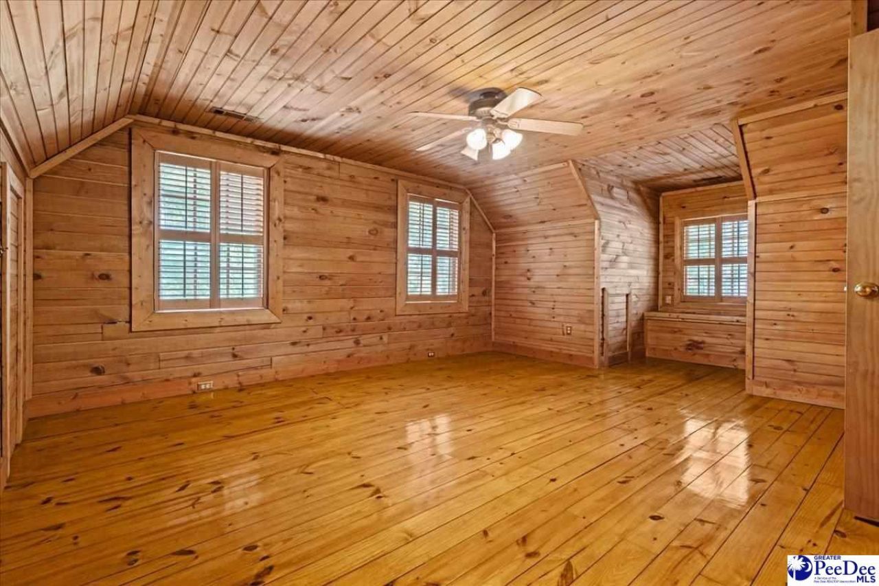 1804 Oakhill Court Photo 46