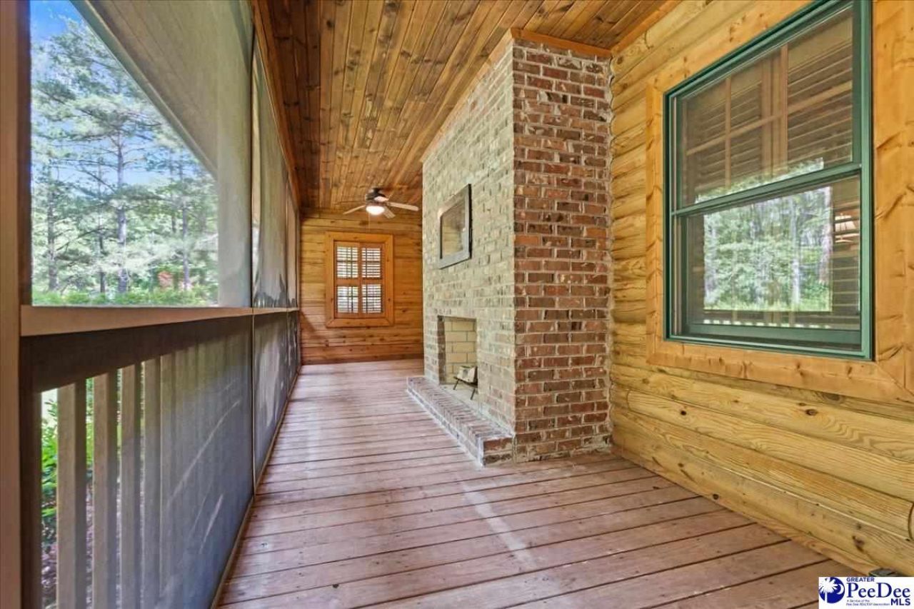 1804 Oakhill Court Photo 7