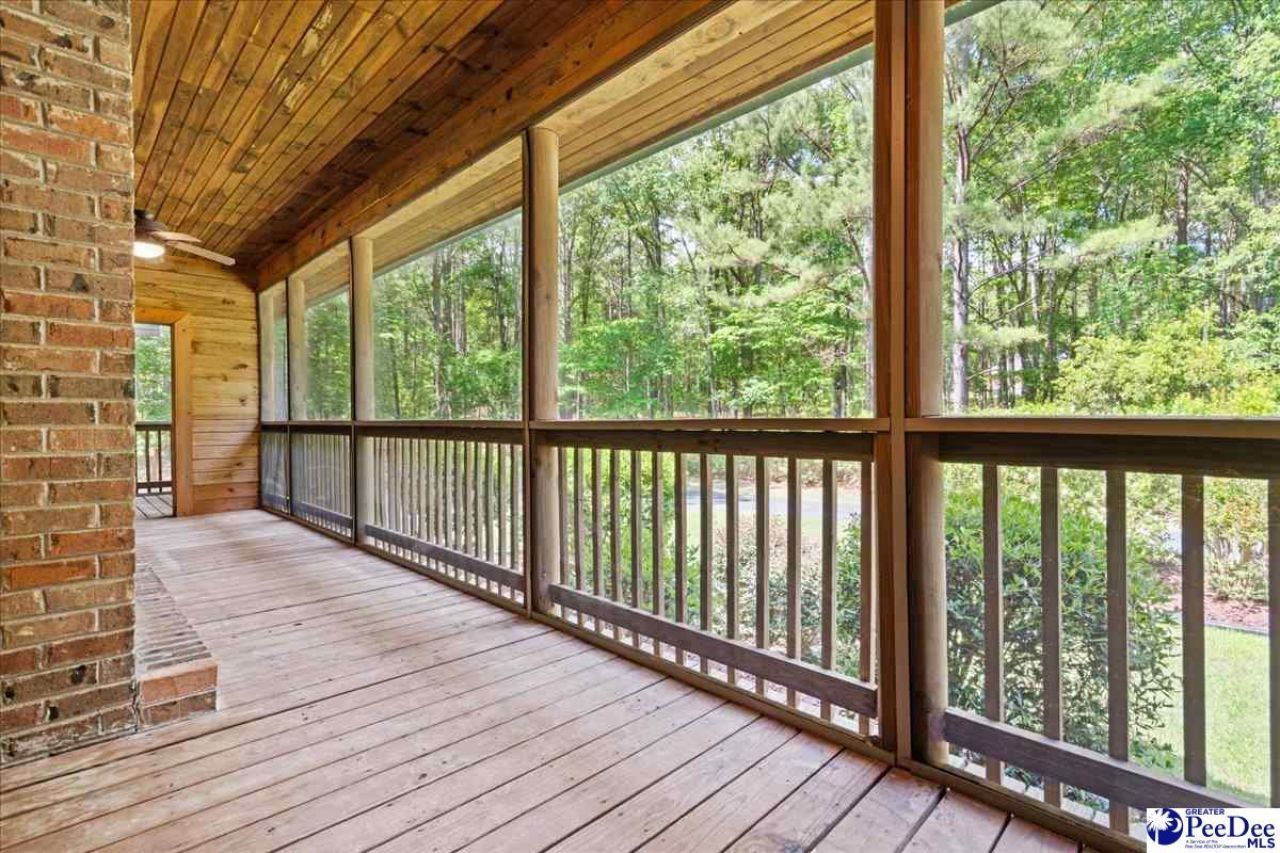 1804 Oakhill Court Photo 8