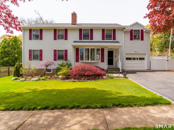 105 Meadow Wood, Stratford, CT 06614