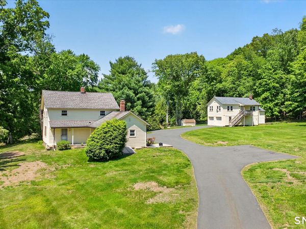 20 Huckleberry Hill, Avon, CT 06001