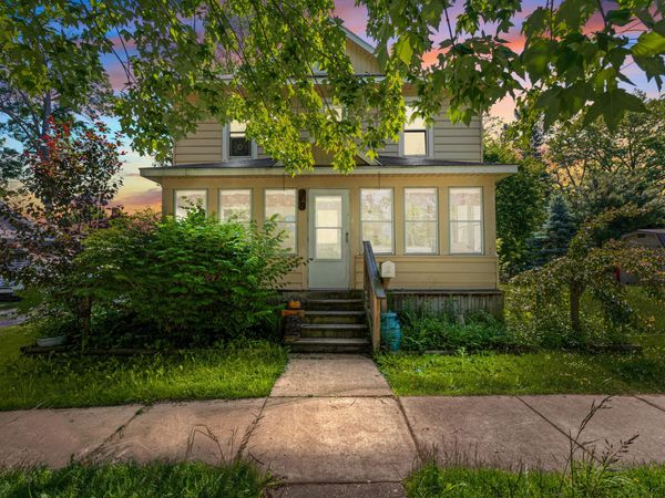 119 S Manning Street, Hillsdale, MI 49242