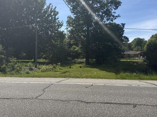 4028 N M 63, Benton Harbor, MI 49022