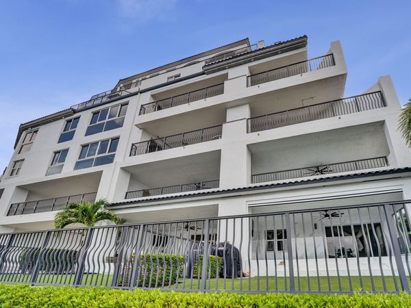 615 Bayshore Drive, Unit 402, Fort Lauderdale, FL 33304