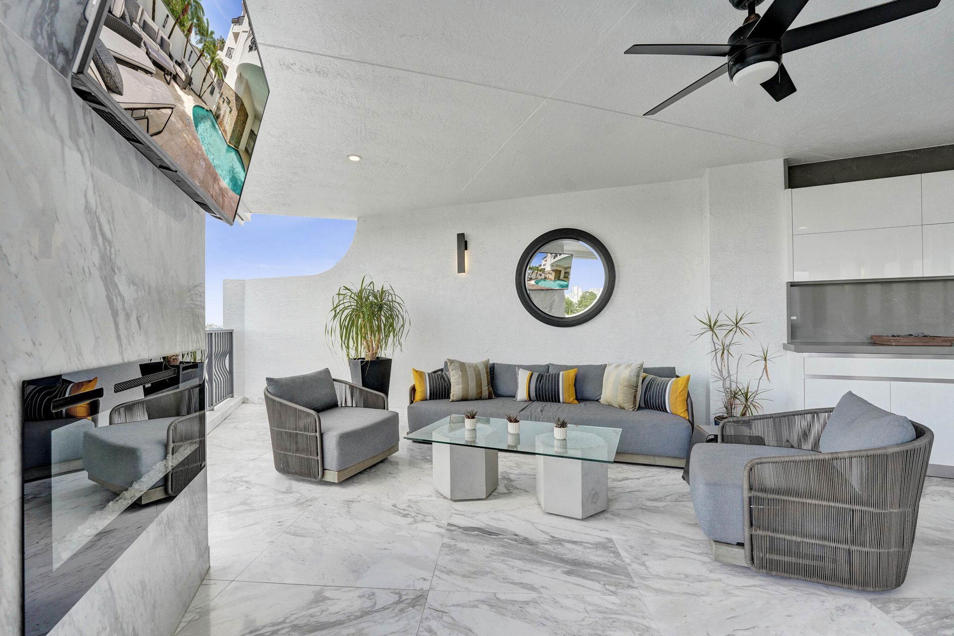 615 Bayshore Drive, Unit 402, Fort Lauderdale, FL 33304 Photo