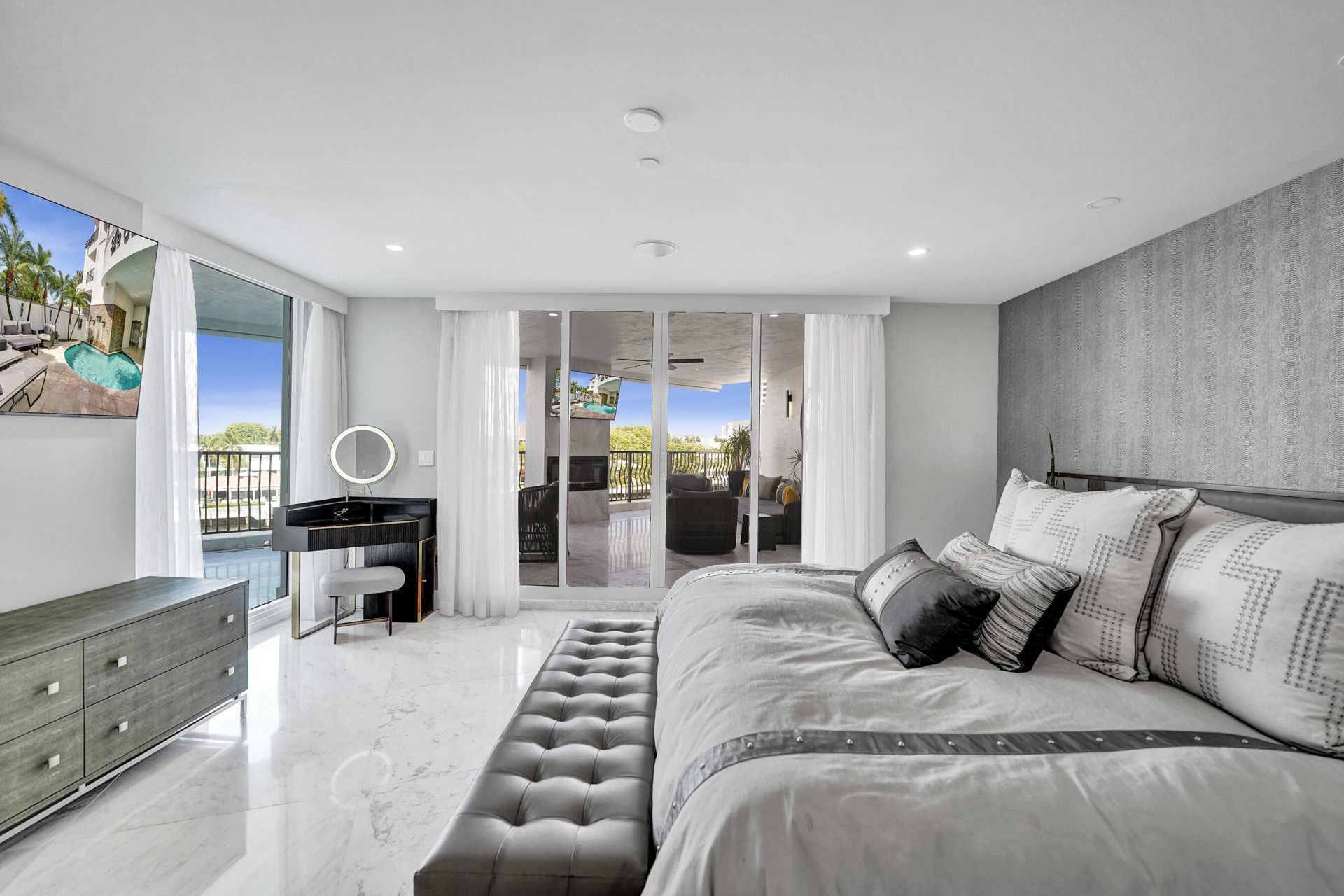 615 Bayshore Drive, Unit 402, Fort Lauderdale, FL 33304 Photo