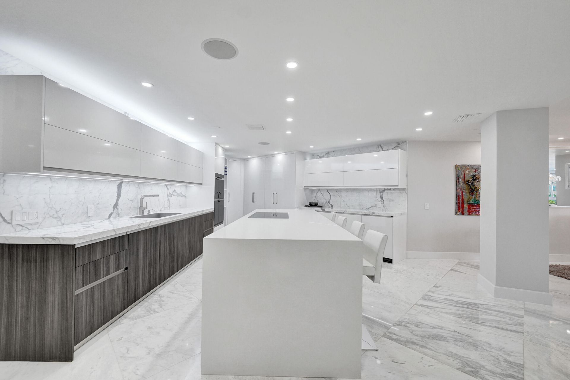 615 Bayshore Drive, Unit 402, Fort Lauderdale, FL 33304 Photo