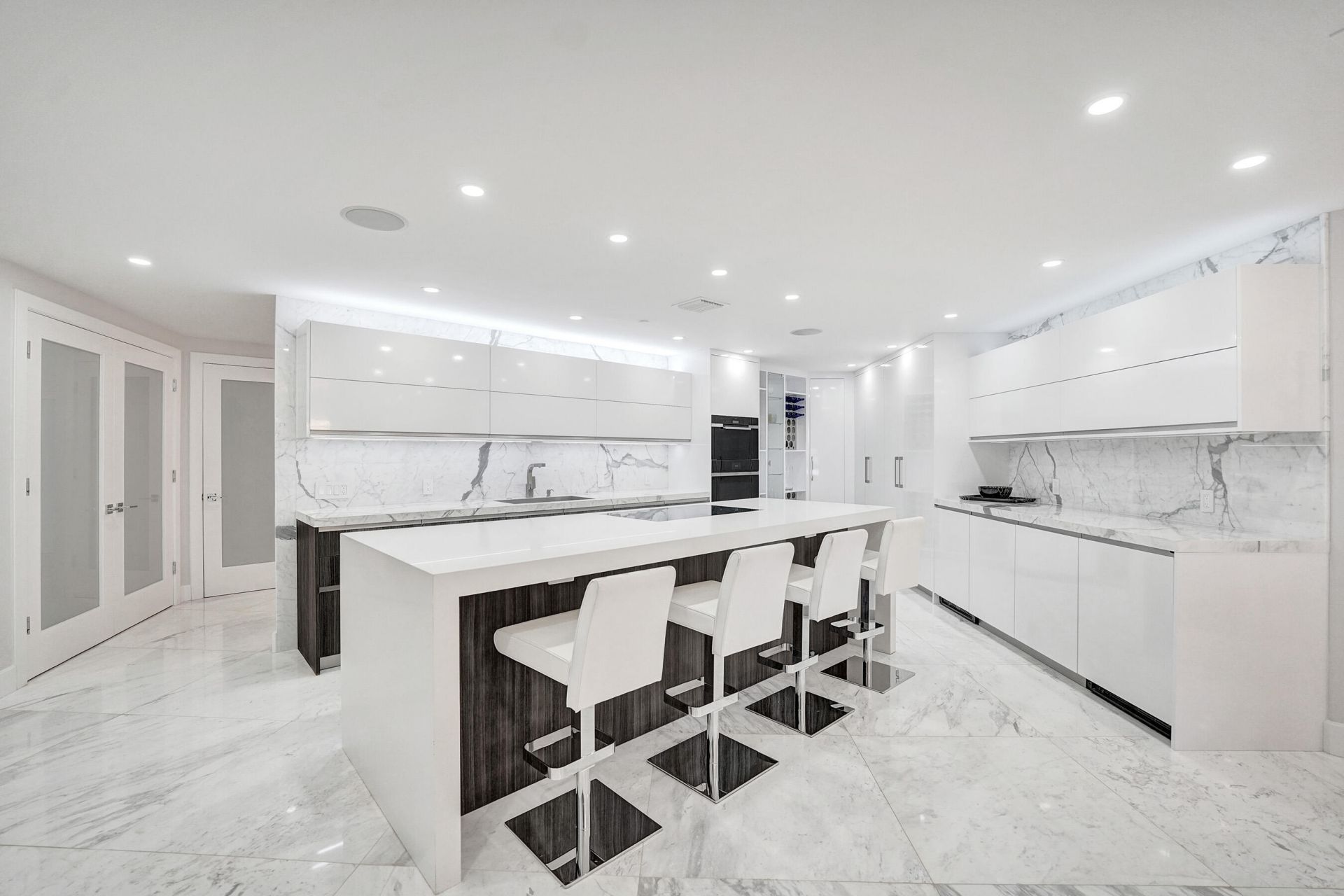 615 Bayshore Drive, Unit 402, Fort Lauderdale, FL 33304 Photo