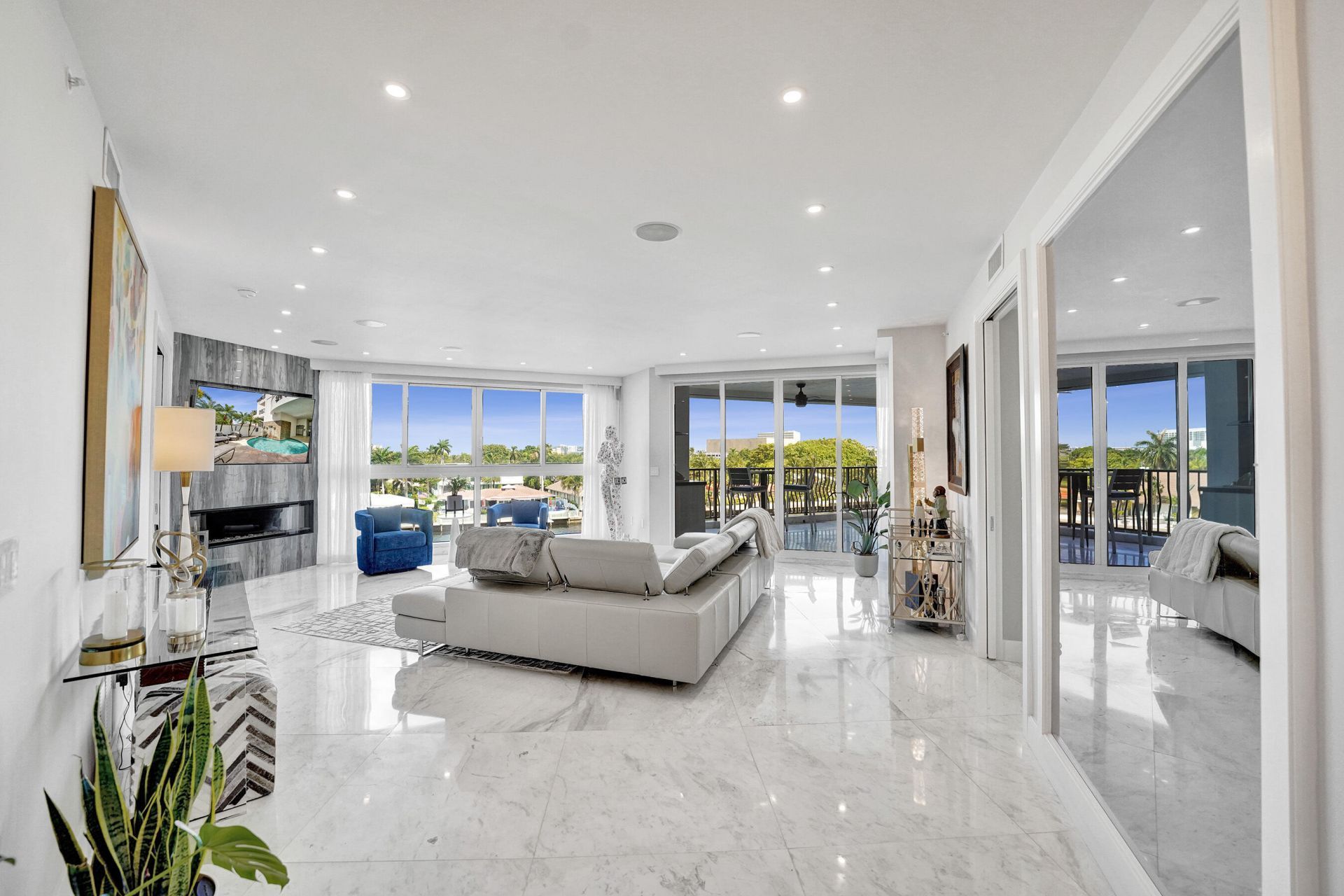 615 Bayshore Drive, Unit 402, Fort Lauderdale, FL 33304 Photo