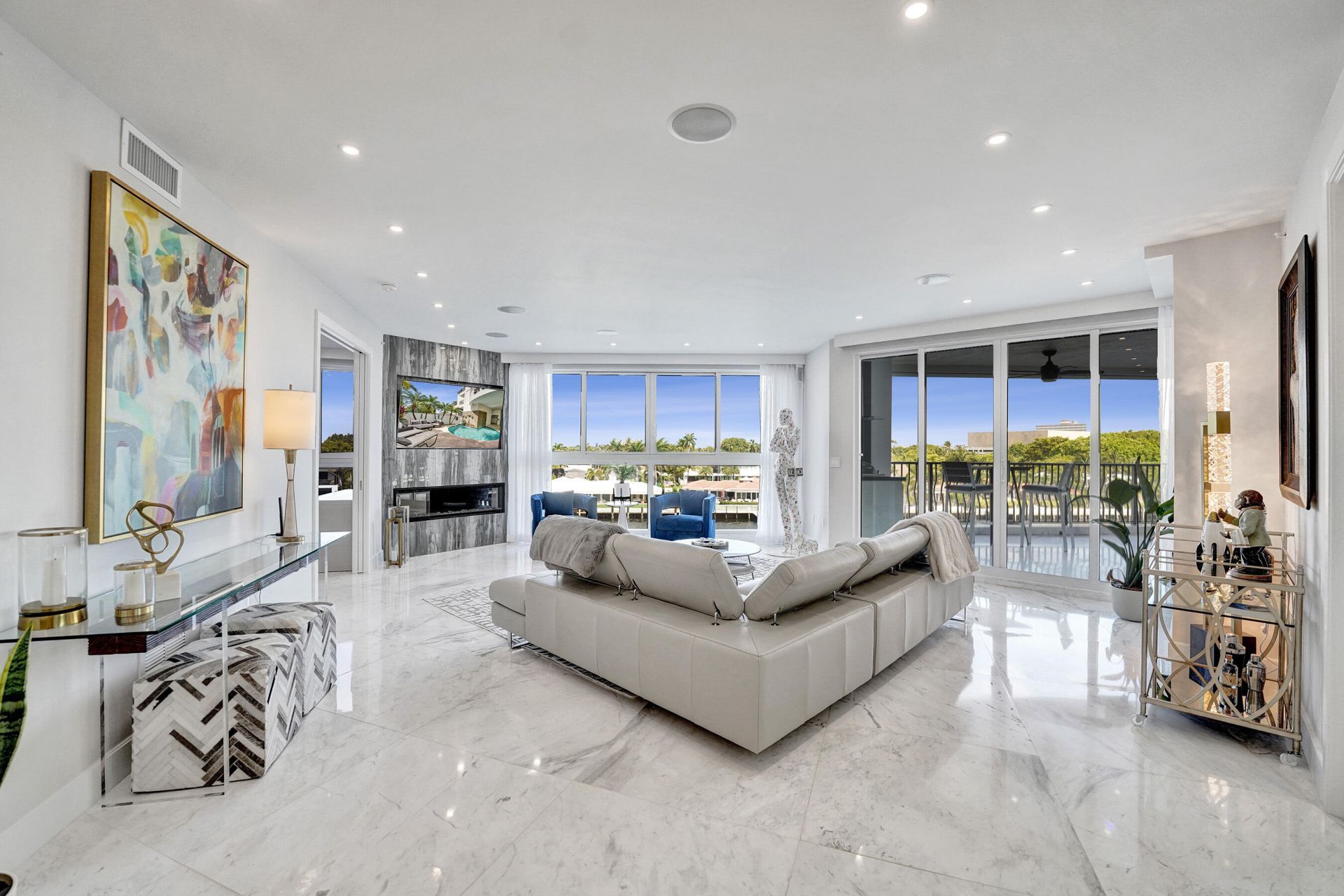 615 Bayshore Drive, Unit 402, Fort Lauderdale, FL 33304 Photo