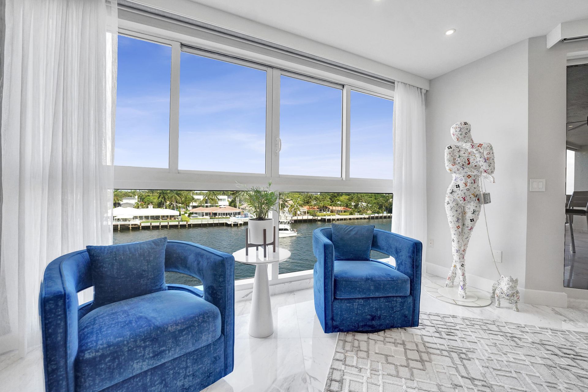 615 Bayshore Drive, Unit 402, Fort Lauderdale, FL 33304 Photo