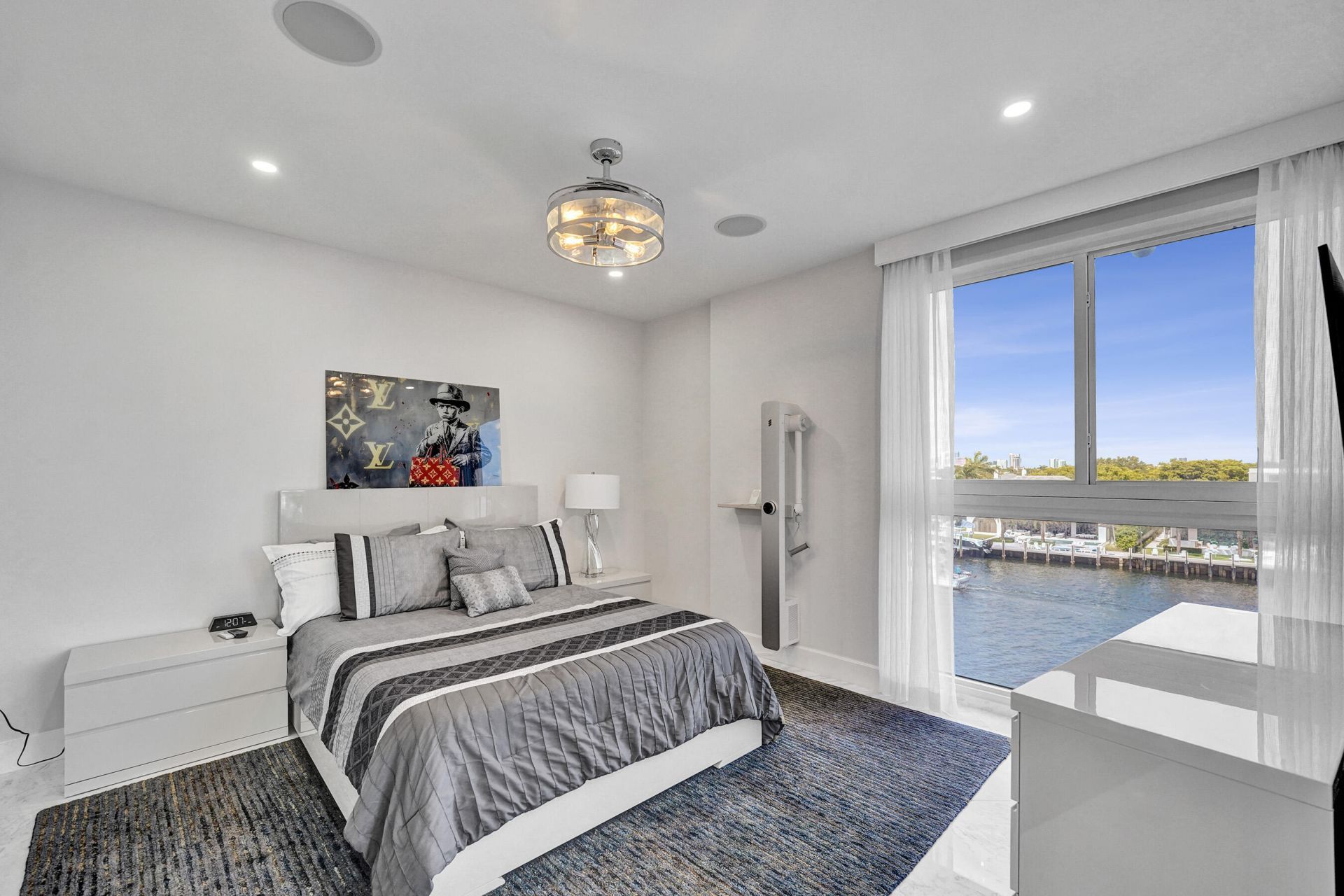 615 Bayshore Drive, Unit 402, Fort Lauderdale, FL 33304 Photo