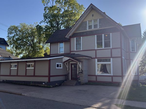 115 Oak St. Street, Ishpeming, MI 49849