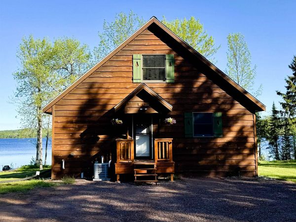 14895 East Shore Road, Bergland Twp, MI 49910