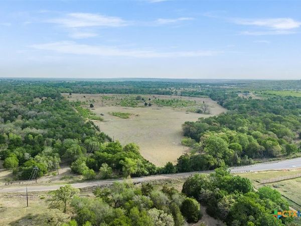 579 Lower Elgin Road , Elgin, TX 78621