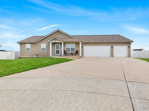 343 Aspen Creek Drive, Wentzville, MO 63385