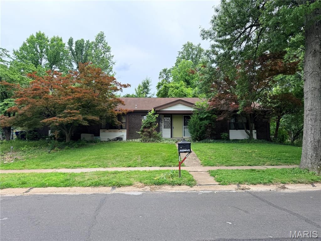 13204 Hobnail Drive , Unincorporated, MO 63146 Main Photo