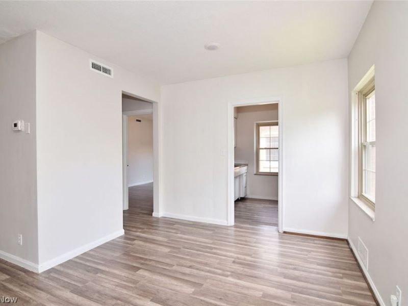 15825 Van Aken Boulevard, Unit 304W, Shaker Heights, OH 44120 Photo 11