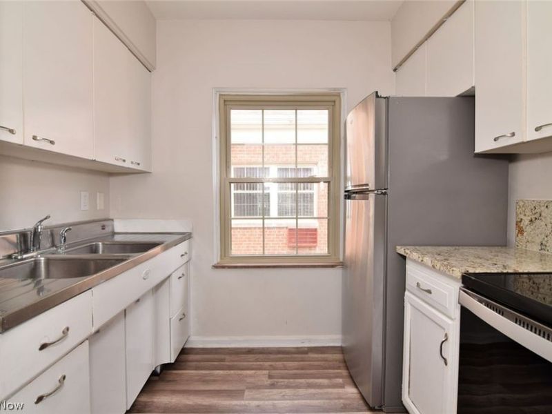 15825 Van Aken Boulevard, Unit 304W, Shaker Heights, OH 44120 Photo 13