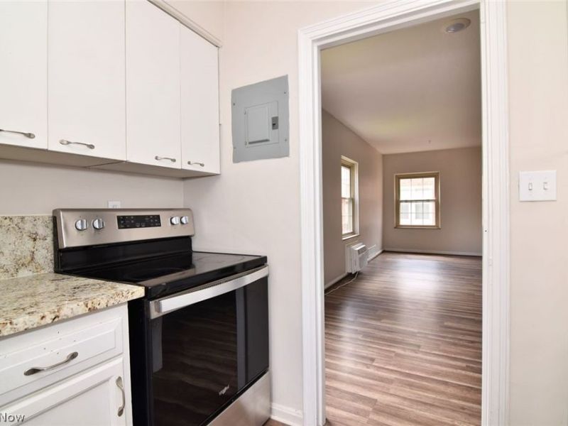 15825 Van Aken Boulevard, Unit 304W, Shaker Heights, OH 44120 Photo 15