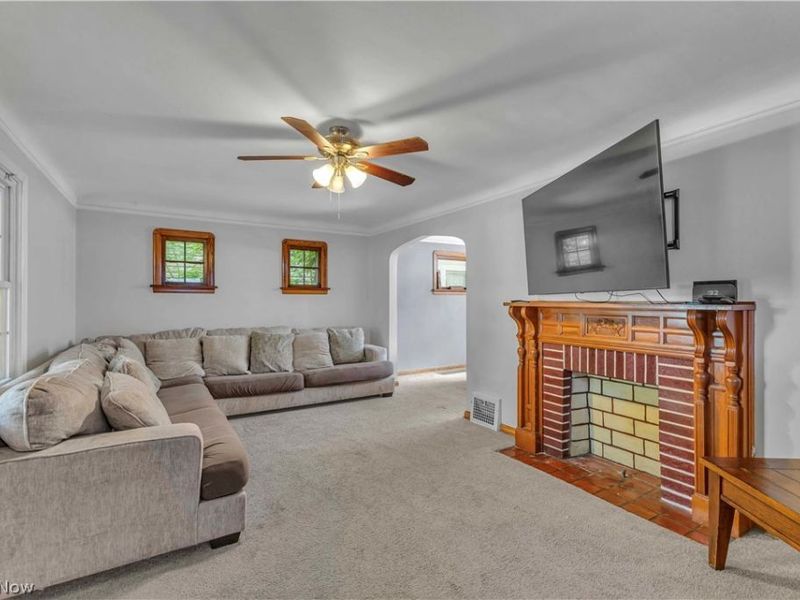 3807 W 133rd Street , Cleveland, OH 44111 Photo 4
