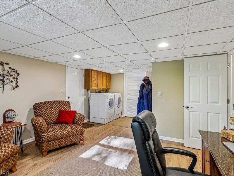 8628 Cedar Road, Chesterland, OH 44026 Photo 22