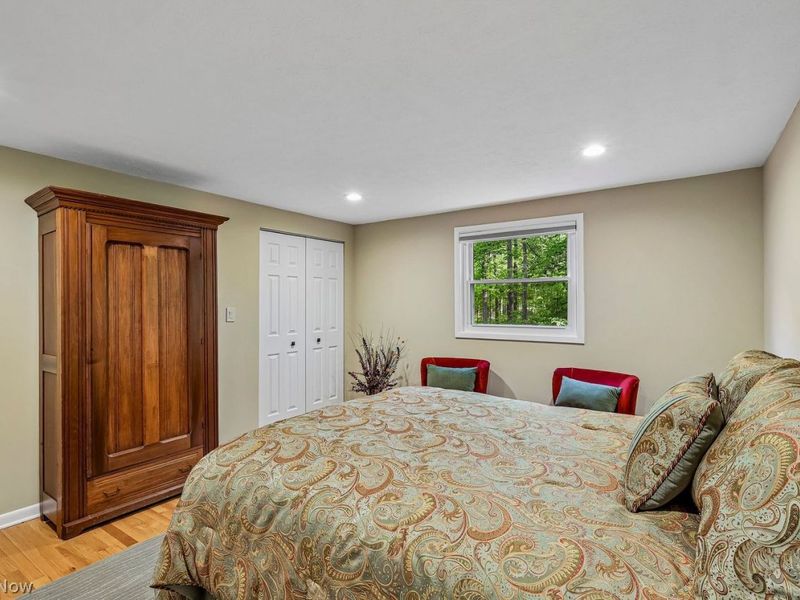 8628 Cedar Road, Chesterland, OH 44026 Photo 28