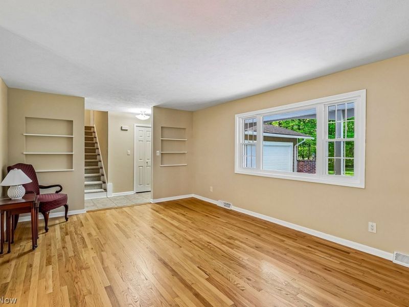 8628 Cedar Road, Chesterland, OH 44026 Photo 5