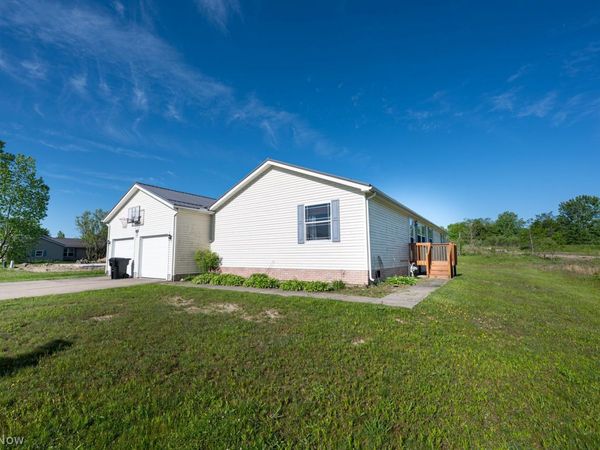 750 Lawnview Boulevard , Chardon, OH 44024
