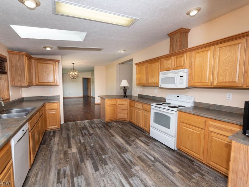 750 Lawnview Boulevard , Chardon, OH 44024 Photo 16