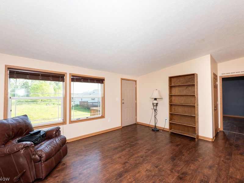 750 Lawnview Boulevard , Chardon, OH 44024 Photo 5