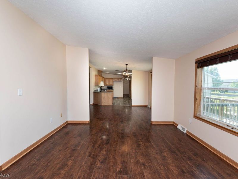 750 Lawnview Boulevard , Chardon, OH 44024 Photo 9
