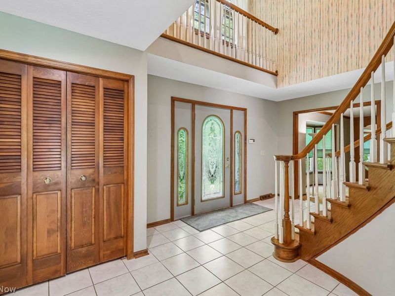 7900 Gatewood Oval, Gates Mills, OH 44040 Photo 2