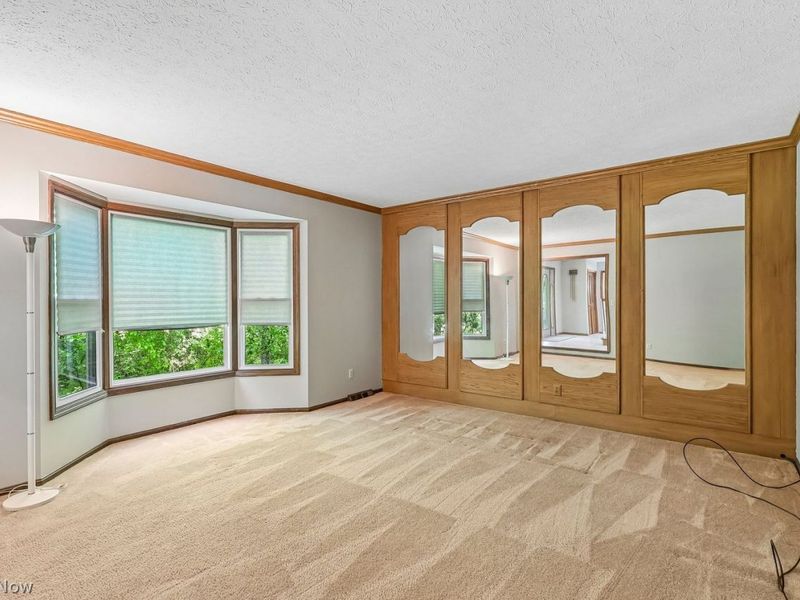 7900 Gatewood Oval, Gates Mills, OH 44040 Photo 3