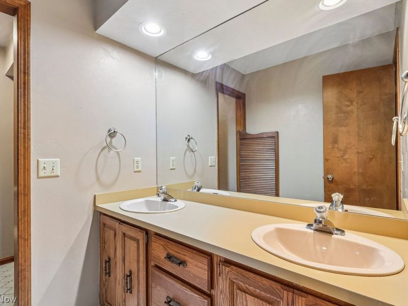7900 Gatewood Oval, Gates Mills, OH 44040 Photo 30