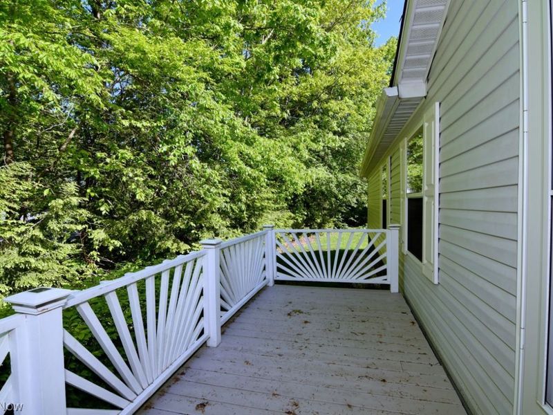222 Troy Oaks Drive, Hiram, OH 44234 Photo 2