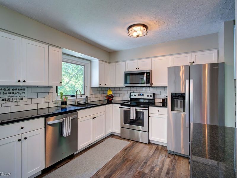 6997 Longview Drive , Solon, OH 44139 Photo 4