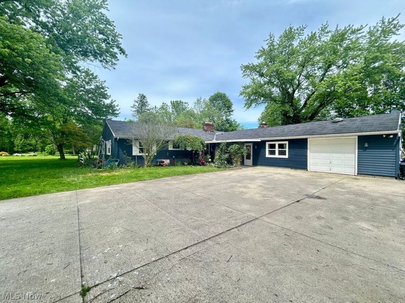 6375 Case Road , North Ridgeville, OH 44039 Photo 2