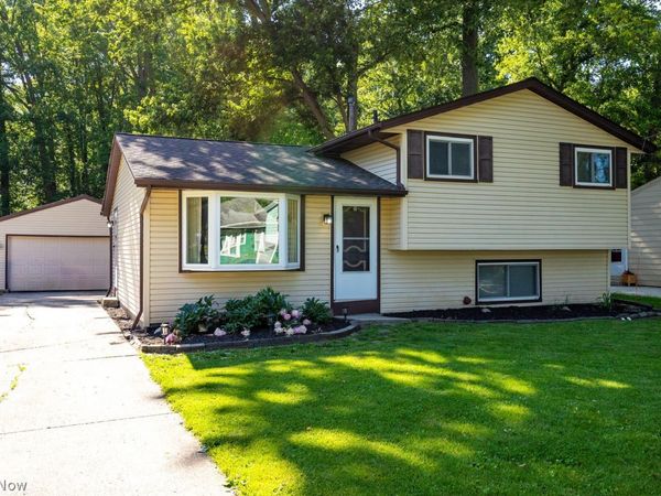 5654 Olive Avenue , North Ridgeville, OH 44039