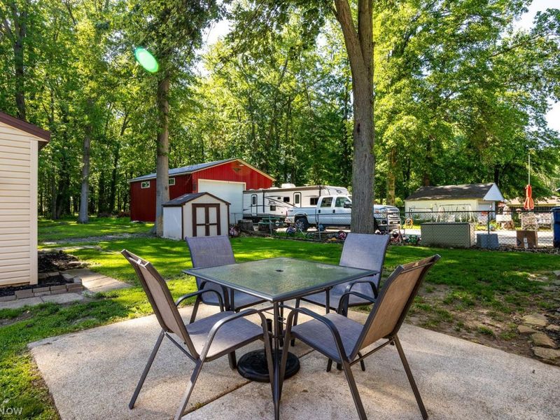 5654 Olive Avenue, North Ridgeville, OH 44039 Photo 5