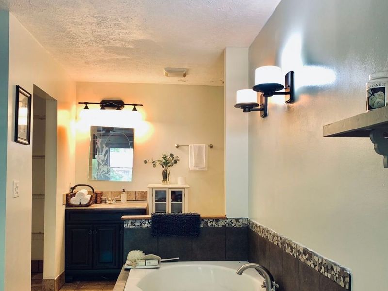 9248 Lakewood Drive NE, Mineral City, OH 44656 Photo 5