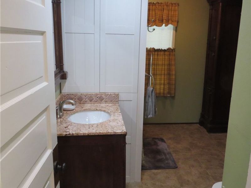 205 E. Main St. , South Amherst, OH 44001 Photo 32