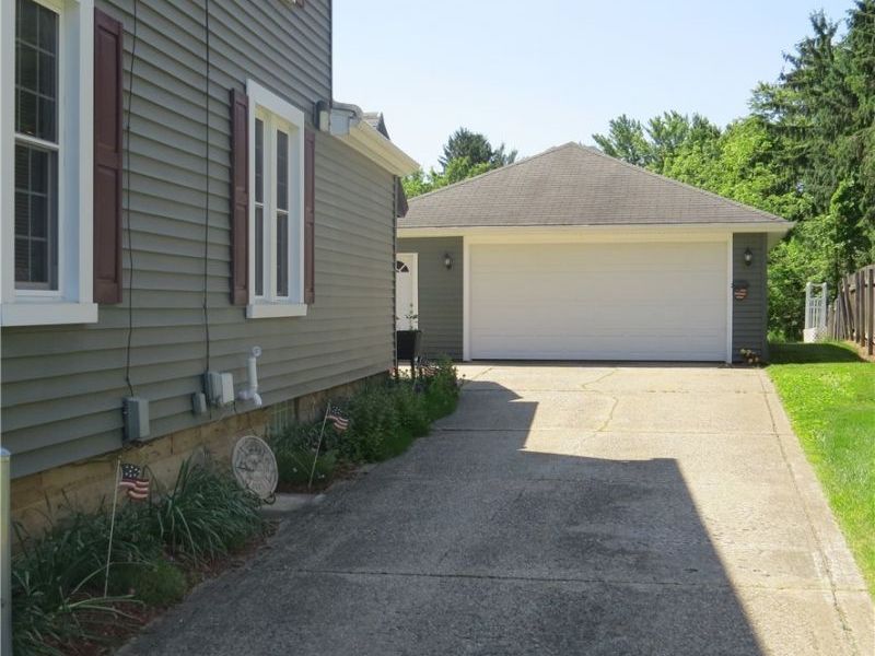 205 E. Main St. , South Amherst, OH 44001 Photo 4