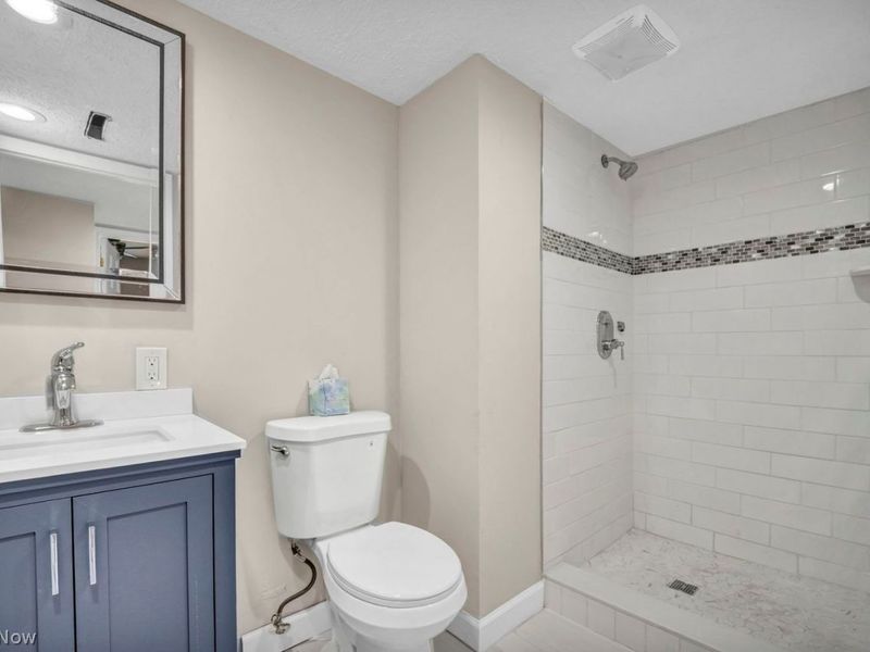 13988 Bennington Boulevard, Middleburg Heights, OH 44130 Photo 25